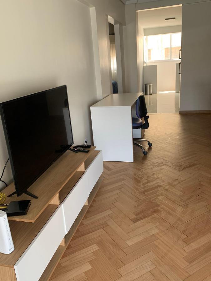 شقة 3 Amplios Ambientes Excelente Ubicacion-Avenida Corrientes Almagro- Cerca De Todo بوينس آيرس المظهر الخارجي الصورة